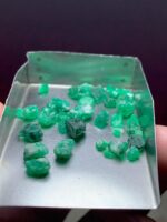 28.45 ct Emerald Rough from Swat Valley (9.97 × 6.86 × 4.65 mm): Untamed Beauty from Pakistan - Image 4