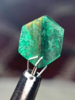A 2.65ct Panjshir Emerald Slice: The Natural Elegance of Afghan Green - Image 7
