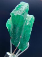 11.43ct Swat Emerald Crystal: Bold Natural Green Beryl - Image 8