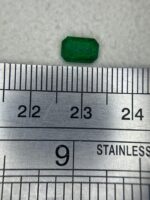 Timeless Elegance: 0.80 Carat Faceted Emerald from Swat - Image 9