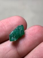 4.15 ct Swat Emerald Crystal (14.49 × 7.77 × 5.99 mm) – Natural Green Gem from the Mountains of Pakistan - Image 2
