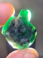A Deep-Green Marvel: The 34.88-Carat Emerald Specimen from Swat - Image 5
