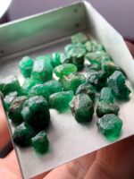 60.74ct Swat Emerald Rough Lot: Natural Crystal Parcel with Deep Green Color (8x9x8mm Avg) - Image 8