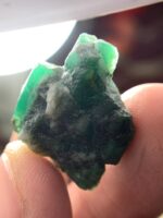 A Deep-Green Marvel: The 34.88-Carat Emerald Specimen from Swat - Image 8