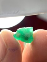 Power and Purity: 5.30ct Swat Emerald Crystal with Striking Natural Form - Image 3