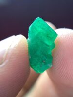 4.15 ct Swat Emerald Crystal (14.49 × 7.77 × 5.99 mm) – Natural Green Gem from the Mountains of Pakistan - Image 9