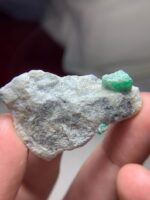 Stunning Swat Emerald: 73.05ct Specimen of Exceptional Size and Color - Image 6