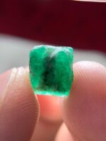3.72 ct Natural Emerald Crystal from Swat — Untouched Green Beauty - Image 7