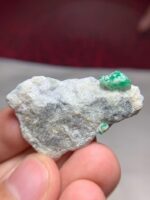 Stunning Swat Emerald: 73.05ct Specimen of Exceptional Size and Color - Image 7