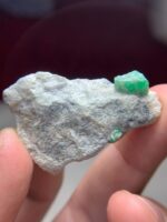 Stunning Swat Emerald: 73.05ct Specimen of Exceptional Size and Color - Image 8
