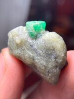 A Rich Green Gem: The 52.80-Carat Swat Emerald Specimen - Image 11