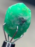 9.85ct Swat Emerald Crystal: Natural Beauty in Compact Form - Image 4
