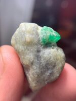 A Rich Green Gem: The 52.80-Carat Swat Emerald Specimen - Image 4