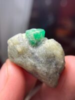 A Rich Green Gem: The 52.80-Carat Swat Emerald Specimen - Image 9