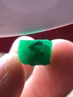 8.25 ct Swat Emerald Crystal (11.35 × 10.61 × 8.62 mm) – Vibrant Raw Green Beryl from the Mountains of Pakistan - Image 2