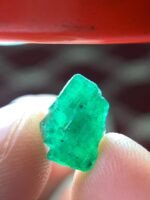3.80 ct Natural Emerald Crystal — Swat Valley, Pakistan - Image 11