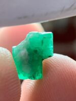 3.83 ct Emerald Crystal from Swat – The Deep Green Treasure of the Mountains - Image 4