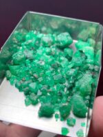 Deep Color, Strong Form: A 49.60ct Swat Emerald Rough Lot with Natural Presence - Image 6