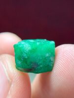8.25 ct Swat Emerald Crystal (11.35 × 10.61 × 8.62 mm) – Vibrant Raw Green Beryl from the Mountains of Pakistan - Image 7