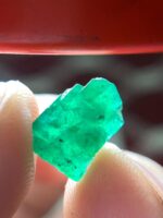 3.80 ct Natural Emerald Crystal — Swat Valley, Pakistan - Image 10