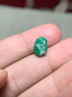 4.55 ct Swat Emerald Crystal – Small Gem with Distinct Character - Image 5