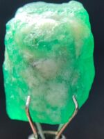 9.04ct Swat Emerald Crystal: Pure Green Beryl in Natural Form - Image 6