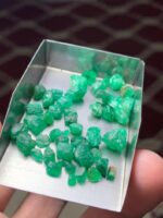 38.25 Carat Emerald Rough Lot from Swat Valley - Image 4
