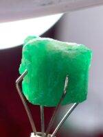 Raw Majesty: 7.55ct Swat Emerald Crystal with Bold Natural Structure - Image 10
