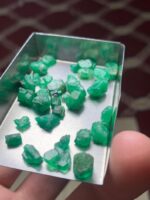 39.00 Carat Emerald Rough Lot from Swat Valley - Image 11