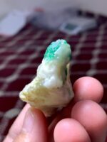 A Majestic 247-Carat Swat Emerald Specimen - Image 5