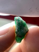 9.37ct Swat Emerald Crystal: A Collector’s Centerpiece - Image 6