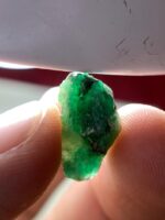 9.37ct Swat Emerald Crystal: A Collector’s Centerpiece - Image 7