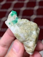 A Majestic 247-Carat Swat Emerald Specimen - Image 8