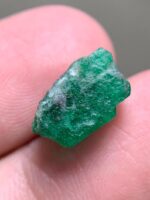 6.45ct Swat Emerald Crystal: Natural Green Beryl in Raw Form - Image 9