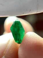 1.80ct Swat Emerald Crystal – Natural Green Gemstone, Pakistan - Image 10