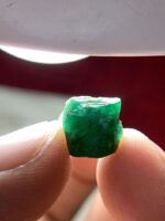 6.07ct Swat Emerald Crystal – Natural Green Beauty from Pakistan - Image 2