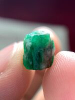 6.07ct Swat Emerald Crystal – Natural Green Beauty from Pakistan - Image 9