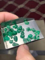 36.20 Carat Swat Emerald Rough Lot - Image 12