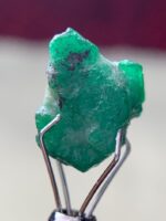 6.75 ct Swat Emerald Crystal (12.11 × 9.05 × 8.87 mm) – Natural Untreated Green Beryl from Pakistan - Image 7