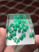 36.20 Carat Swat Emerald Rough Lot - Image 9