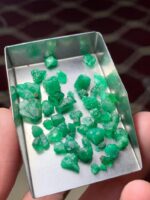 38.30 Carat Swat Emerald Rough Lot – Broad Face, Natural Character - Image 13