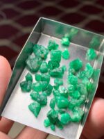 38.30 Carat Swat Emerald Rough Lot – Broad Face, Natural Character - Image 3