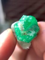 A 21.74-Carat Swat Emerald Specimen: A Compact Treasure of Deep Green Beauty - Image 4