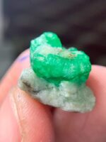 A 21.74-Carat Swat Emerald Specimen: A Compact Treasure of Deep Green Beauty - Image 8