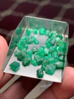 Rare 38.30 Ct Rough Emerald Lot – Natural Swat Valley Lot - Image 15