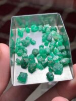Rare 38.30 Ct Rough Emerald Lot – Natural Swat Valley Lot - Image 6