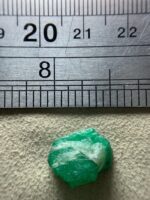 9.55ct Swat Emerald Crystal: Natural Green Gemstone Beauty - Image 10