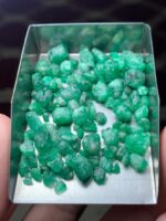Impressive 55.25 ct Emerald Rough from Swat - Image 13