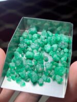 Impressive 55.25 ct Emerald Rough from Swat - Image 14
