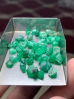 38.03ct Swat Emerald Rough Lot – A Generous Portion of Nature’s Green Treasure - Image 11